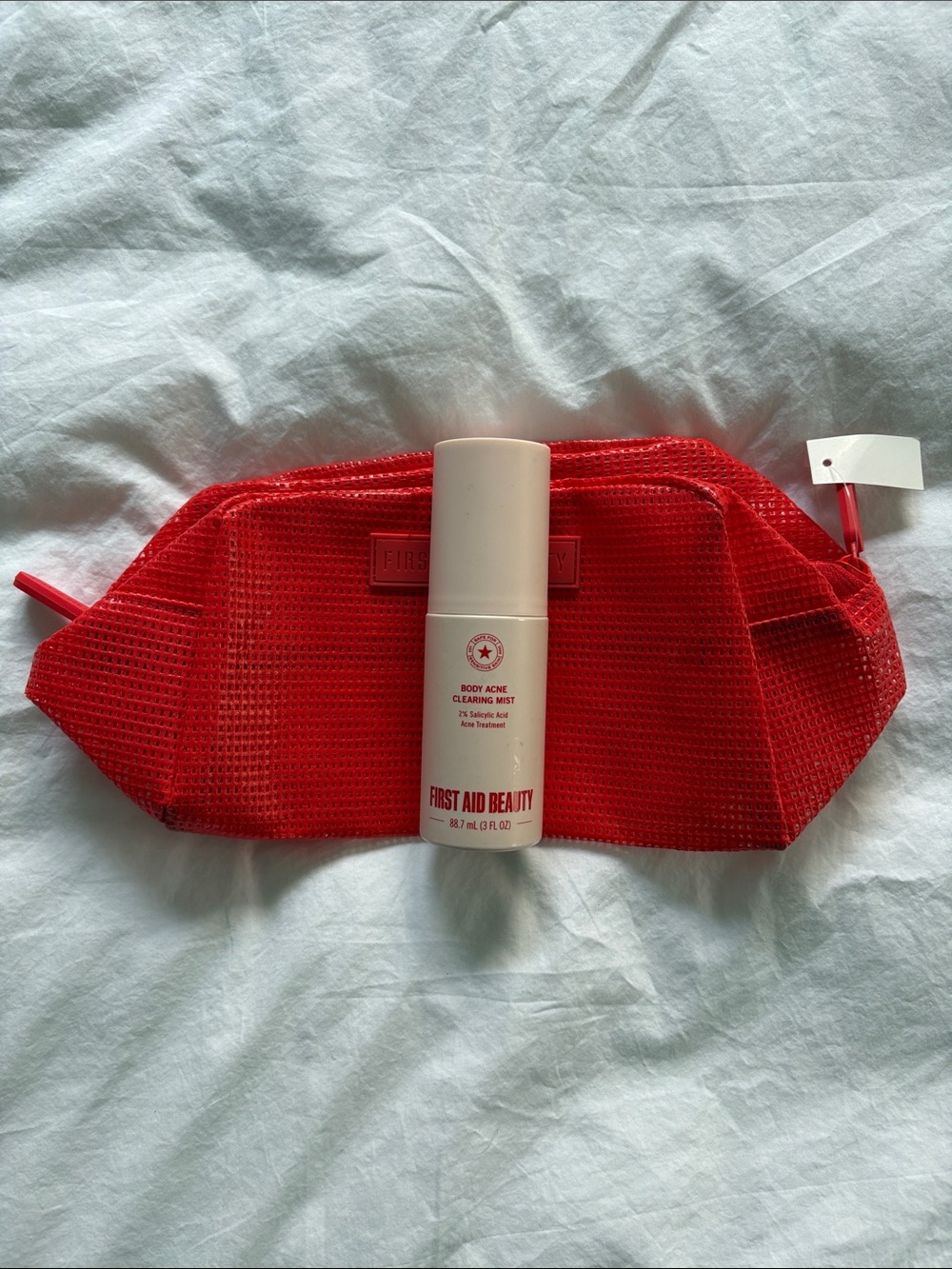 First Aid Beauty Body Acne Clearing Mist w/pouch